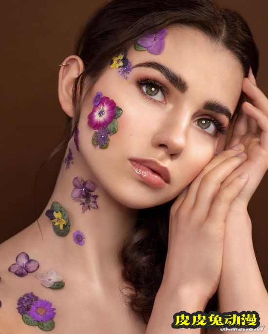 吊带背心展现完美身材 天使面孔的尤物级德国正妹