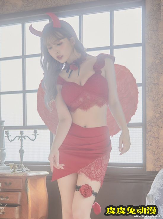 三上悠亚拍摄COSPLAY幕后视频 数十套COS美照送上