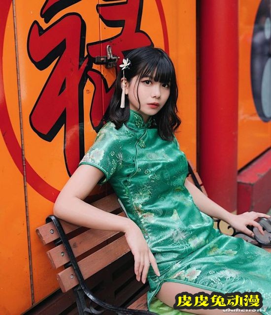 身材颜值都满分 号称写真界新星的樱花妹