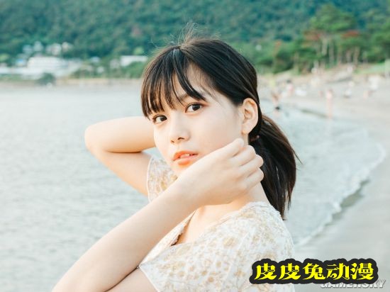 身材颜值都满分 号称写真界新星的樱花妹