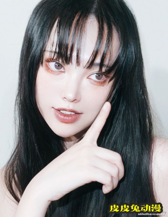 韩国美少女COS富江走红 高冷颜值恐怖感爆棚