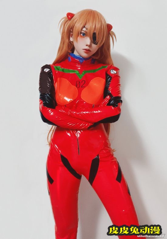 韩国美少女COS富江走红 高冷颜值恐怖感爆棚