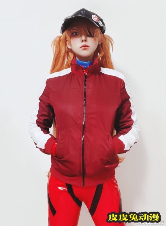 韩国美少女COS富江走红 高冷颜值恐怖感爆棚