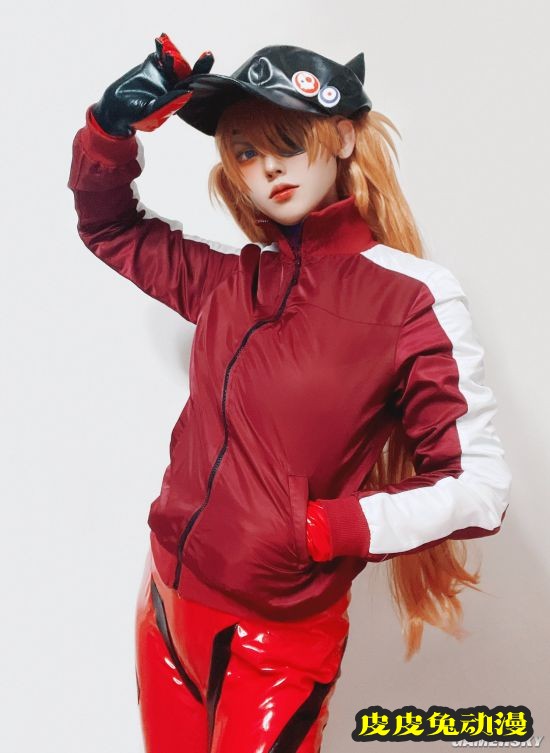 韩国美少女COS富江走红 高冷颜值恐怖感爆棚