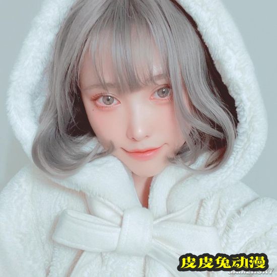 韩国美少女COS富江走红 高冷颜值恐怖感爆棚