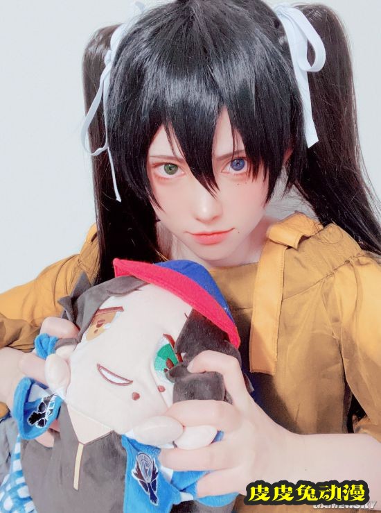 韩国美少女COS富江走红 高冷颜值恐怖感爆棚