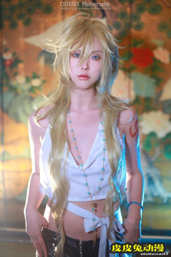 韩国美少女COS富江走红 高冷颜值恐怖感爆棚