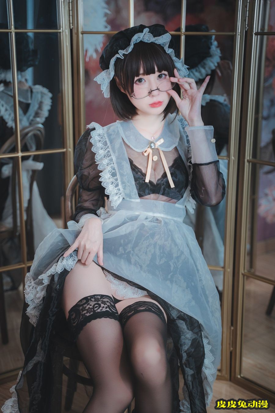 网络美女西园寺南歌黑丝美腿薄纱透视女仆装扮淋漓写真