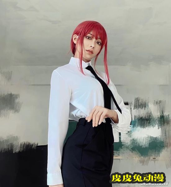 日本女COSER体脂率达16.9% COS空条徐伦大秀肌肉