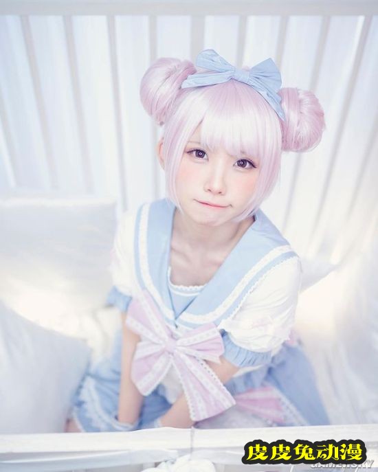 Enako唯美风写真发售 褪去COS服展现不同风格