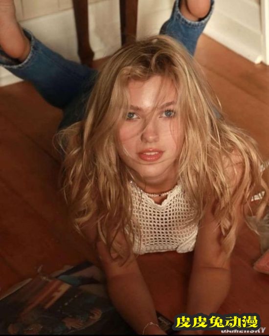 过分成熟的绝美身材 逆天颜值的澳洲美少女