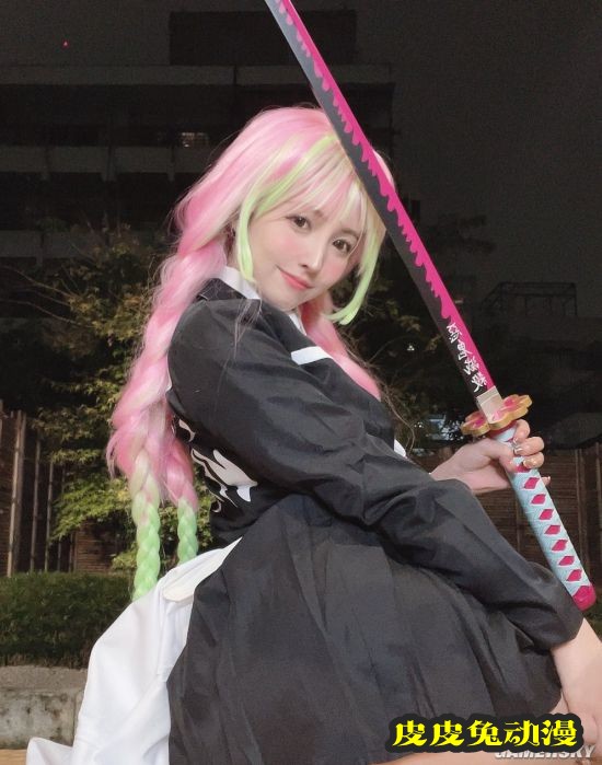 三上悠亚万圣节COS《鬼灭》恋柱 可爱度爆表-皮皮兔动漫