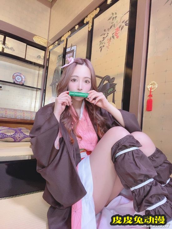 三上悠亚万圣节COS《鬼灭》恋柱 可爱度爆表