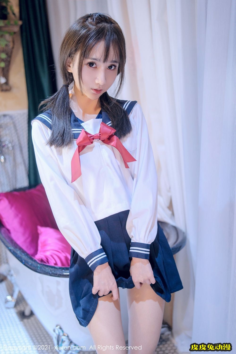 秀人网青春邻家女小果冻儿jelly死库水JK制服娇柔欲滴写真-皮皮兔动漫