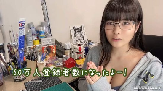 写真女星晒高达组装作品 从拼装到涂改技术含量超高