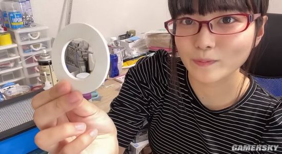 写真女星晒高达组装作品 从拼装到涂改技术含量超高