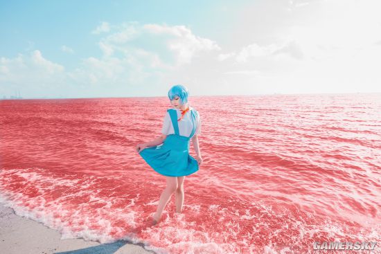 突破次元壁般的身材和颜值 美艳型樱花妹COSER