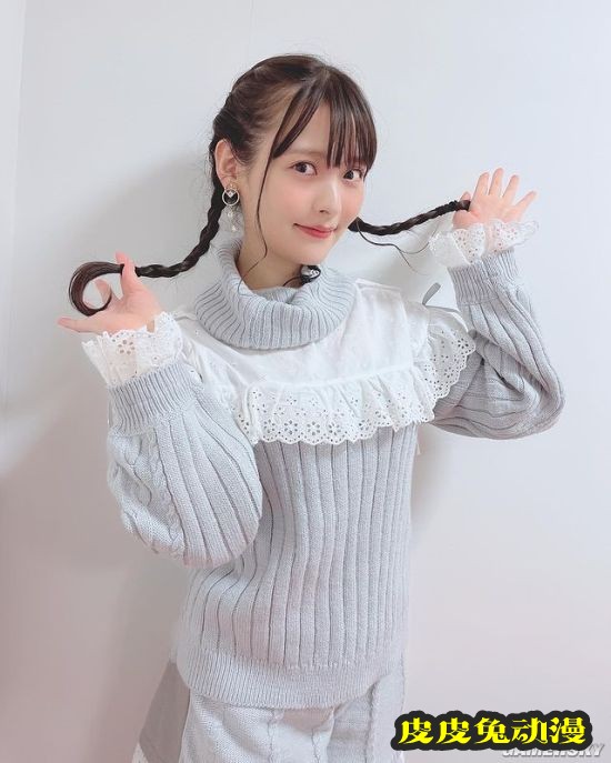 上坂堇参加京阿尼音乐会晒美照 黑丝“政委”十分可爱