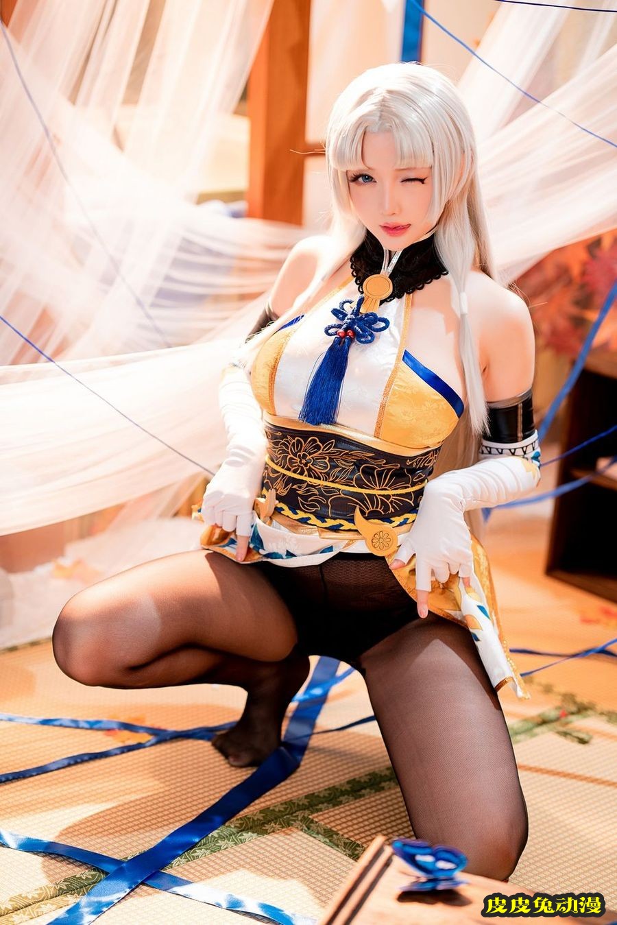 网红COSER星之迟迟黑丝美腿COS原神胡桃主题性感套图