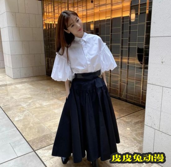 日本55岁“美魔女”身姿窈窕似少女 人生堪比大女主剧本-皮皮兔动漫