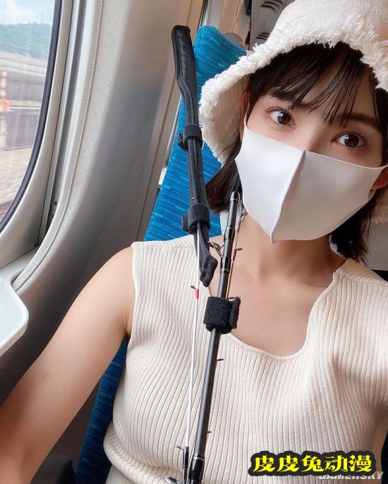 日本钓鱼佬的女神阪本智子 原来是位33岁的辣妈