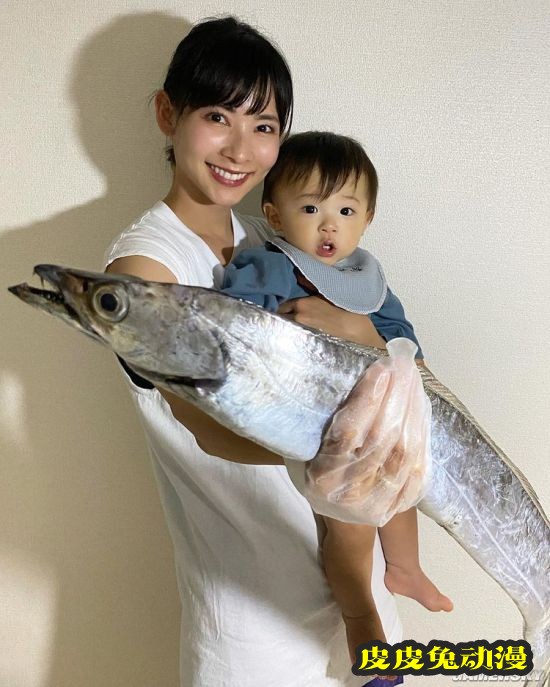 日本钓鱼佬的女神阪本智子 原来是位33岁的辣妈