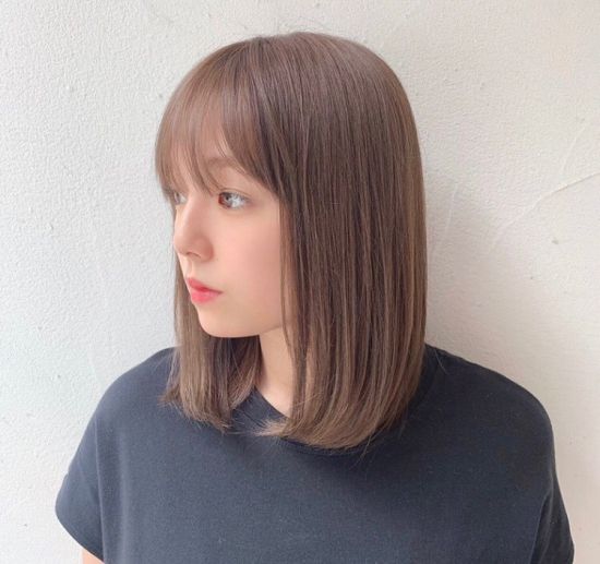 日本写真女星筱崎爱重返写真界 气质更加成熟