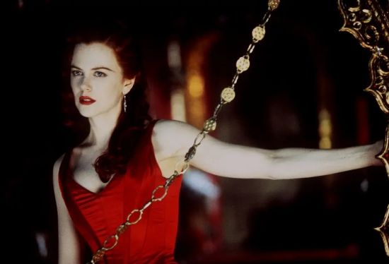 54岁妮可基德曼登杂志封面 高佻性感大秀美腿