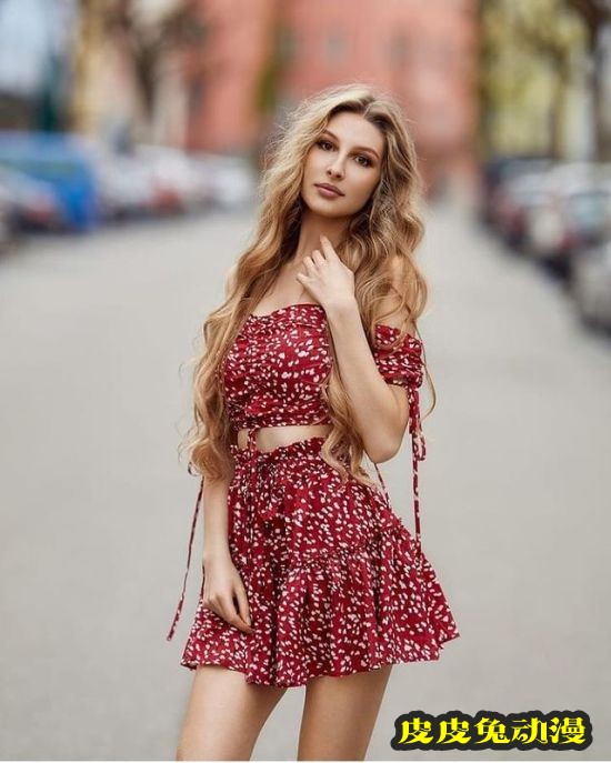 嫩腰美腿的高挑美人 拥有魔鬼身材的德国天使