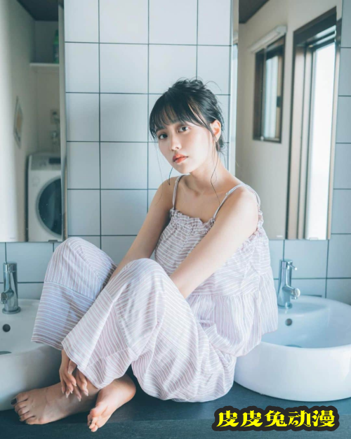 梦想中的女律师 校花大赛亚军的新田さちか