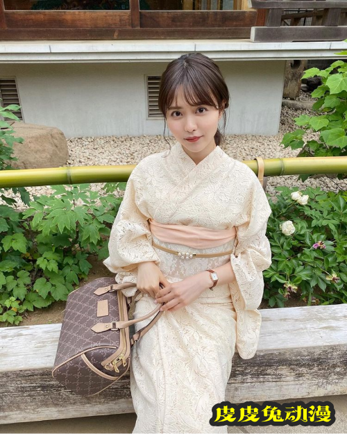 梦想中的女律师 校花大赛亚军的新田さちか