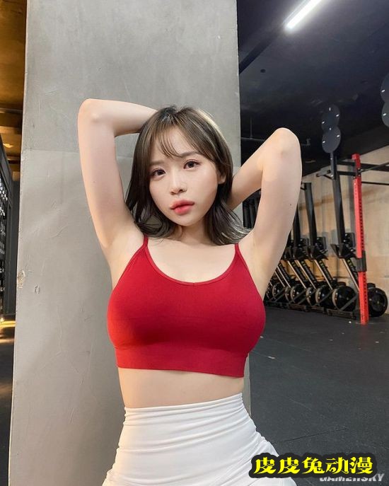 身材比打碟更火辣 韩国网红DJ硬实力惊人