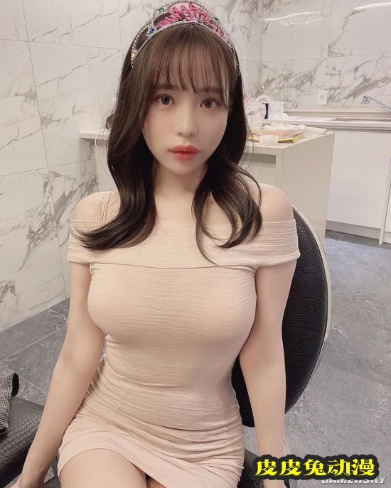 身材比打碟更火辣 韩国网红DJ硬实力惊人