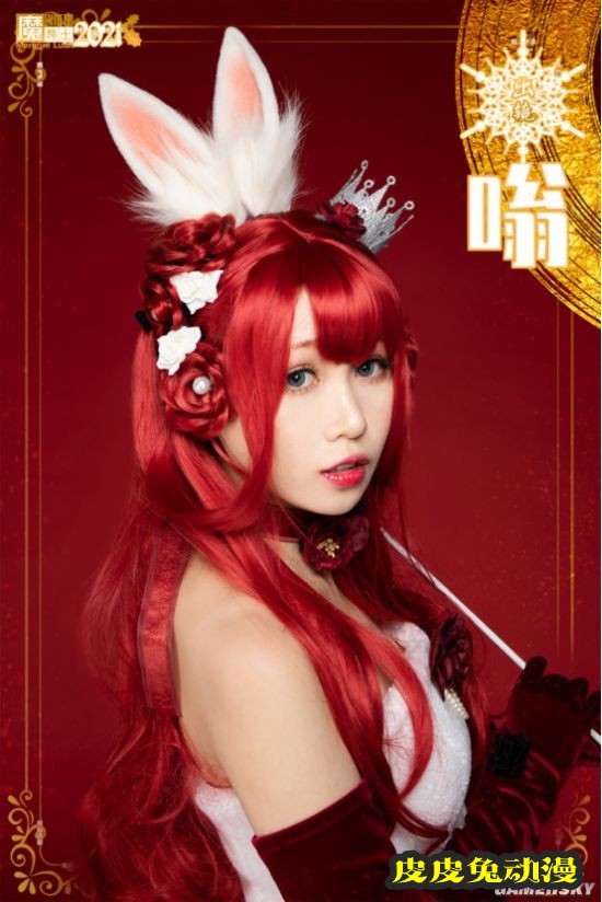 黑丝泳装和高达少女 魔导士跨年COSPLAY美图大赏