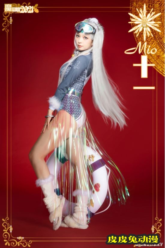 黑丝泳装和高达少女 魔导士跨年COSPLAY美图大赏