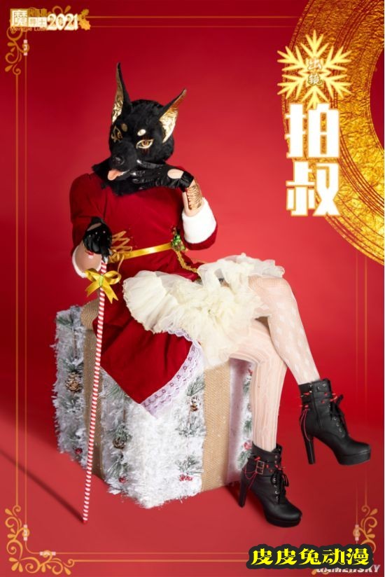 黑丝泳装和高达少女 魔导士跨年COSPLAY美图大赏