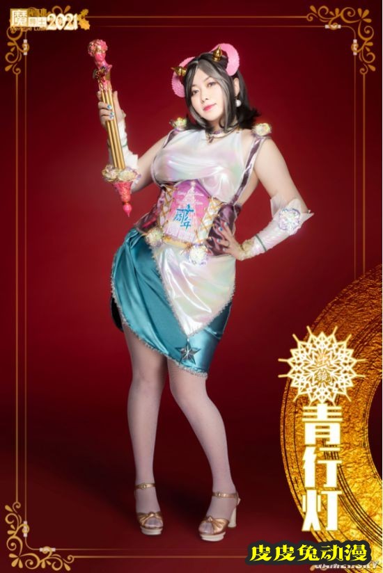 黑丝泳装和高达少女 魔导士跨年COSPLAY美图大赏