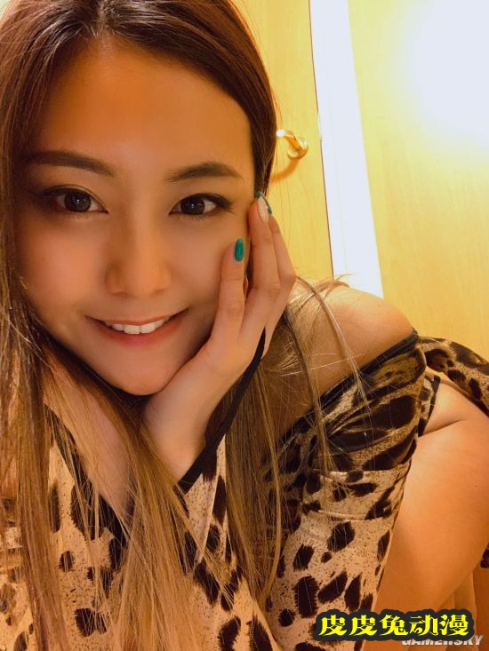 超凶老虎COS大露好身材 2022年写真女星虎年贺图