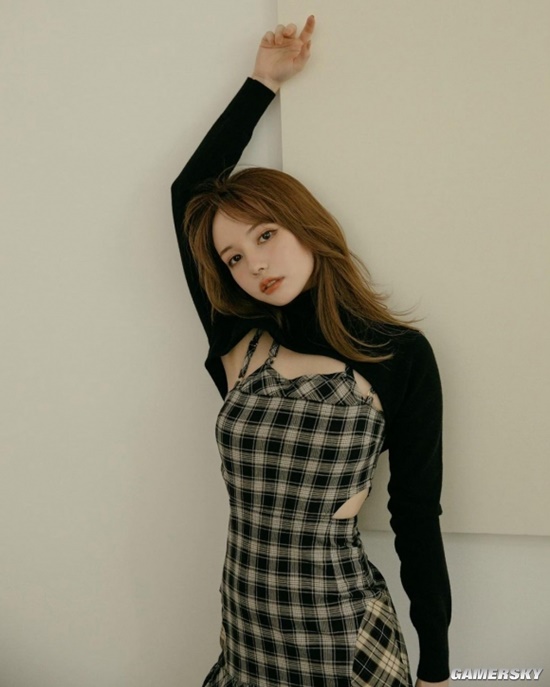 31岁依旧饱含纯欲美感 日本模特黑泷玛丽亚