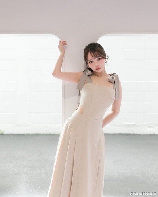 31岁依旧饱含纯欲美感 日本模特黑泷玛丽亚