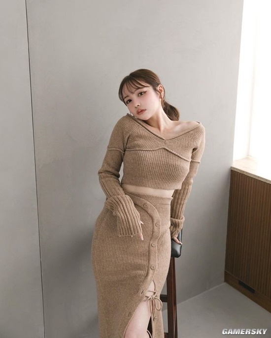 31岁依旧饱含纯欲美感 日本模特黑泷玛丽亚