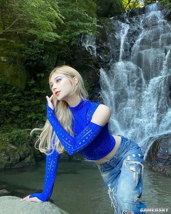 时尚模特转行美妆博主 日本精致辣妹南部桃伽