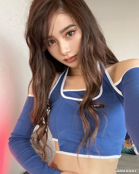 时尚模特转行美妆博主 日本精致辣妹南部桃伽