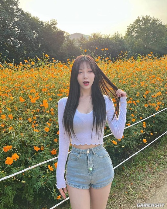 衣服太火辣曾被封禁？韩国模特学穿搭