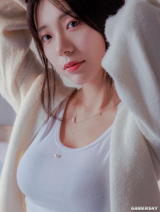 衣服太火辣曾被封禁？韩国模特学穿搭