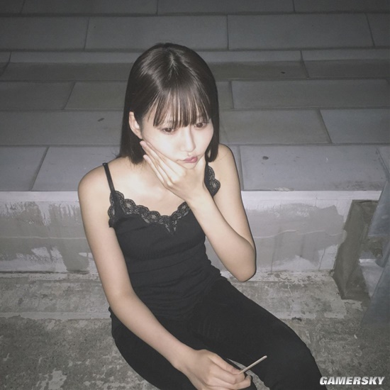 她是懂姿势的 日本9头身美女主播秀极致身材