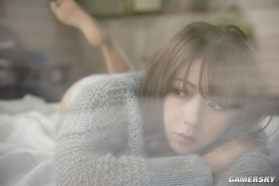 魅力无法拒绝 成为人妻后再拍写真的日本女星