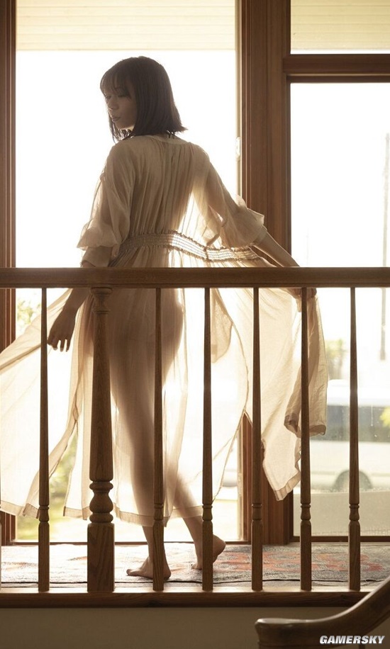 魅力无法拒绝 成为人妻后再拍写真的日本女星