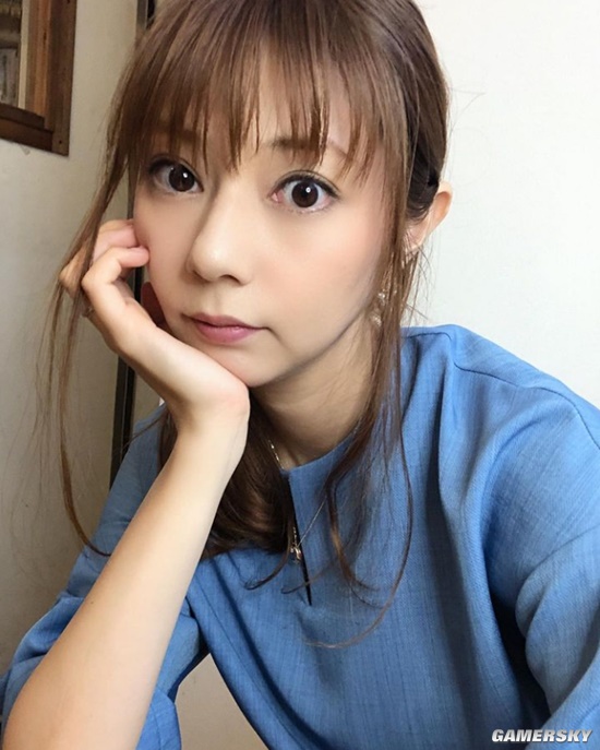 魅力无法拒绝 成为人妻后再拍写真的日本女星