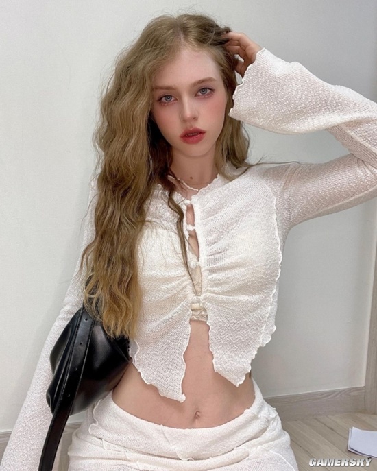 精致颜值+肉感身材 远嫁韩国的俄罗斯人妻正妹